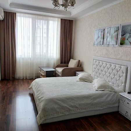 Альтаир1 Leilighet Odessa Eksteriør bilde